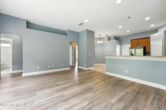 6759 CHESTER PARK Drive, Jacksonville, FL 32222