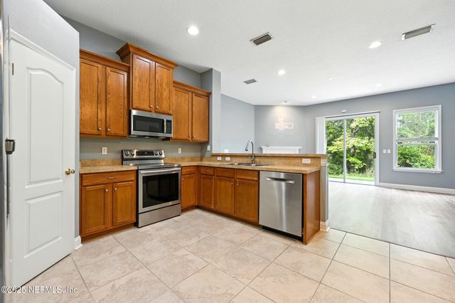 6759 CHESTER PARK Drive, Jacksonville, FL 32222