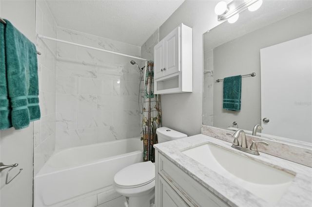 7855 W PRICE BOULEVARD, North Port, FL 34291