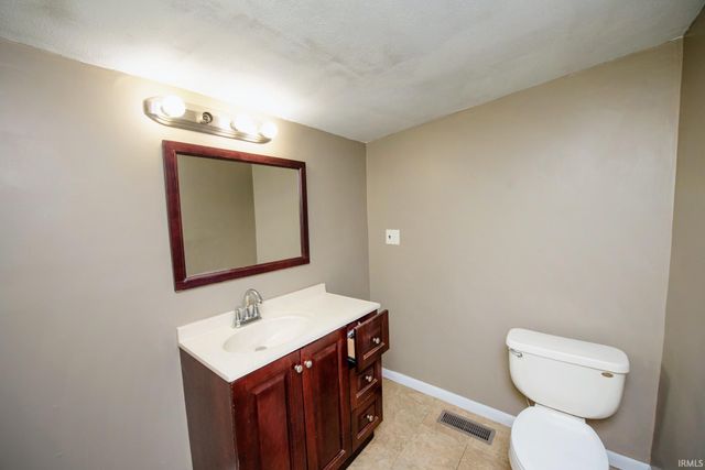 7930 W 550 S, Delphi, IN 46923