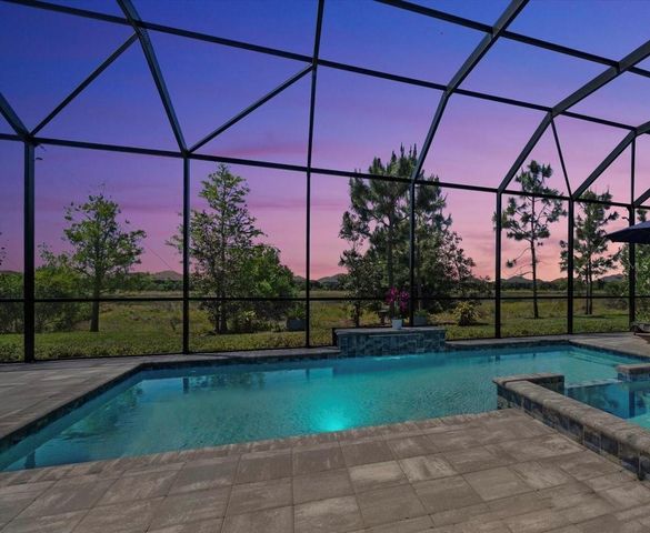 729 TAILWIND PLACE, Sarasota, FL 34240