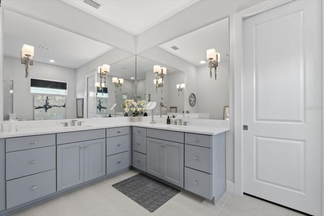 729 TAILWIND PLACE, Sarasota, FL 34240