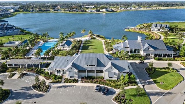729 TAILWIND PLACE, Sarasota, FL 34240