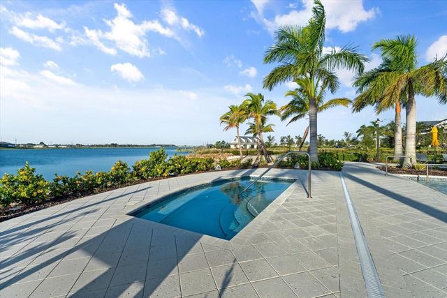 729 TAILWIND PLACE, Sarasota, FL 34240