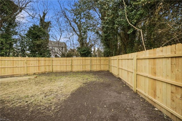 1022 Palmer ST, Portsmouth, VA 23704