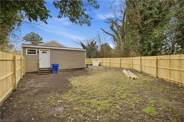 1022 Palmer ST, Portsmouth, VA 23704