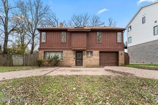 1300 Riverside Dr, Prospect, KY 40059