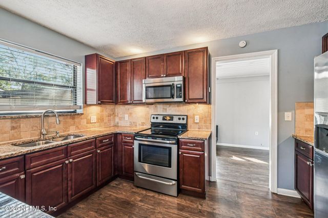 4166 SAN JUAN Avenue, Jacksonville, FL 32210