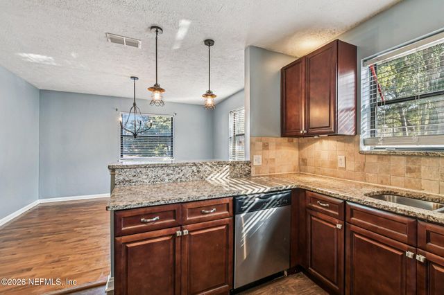 4166 SAN JUAN Avenue, Jacksonville, FL 32210