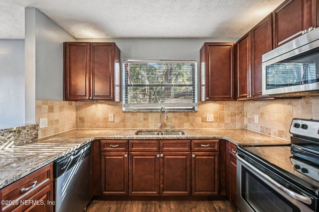 4166 SAN JUAN Avenue, Jacksonville, FL 32210