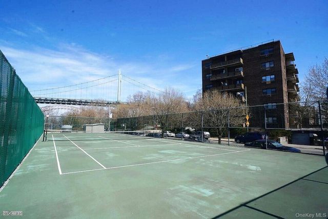25-40 Shore Boulevard 19E, Astoria, NY 11102