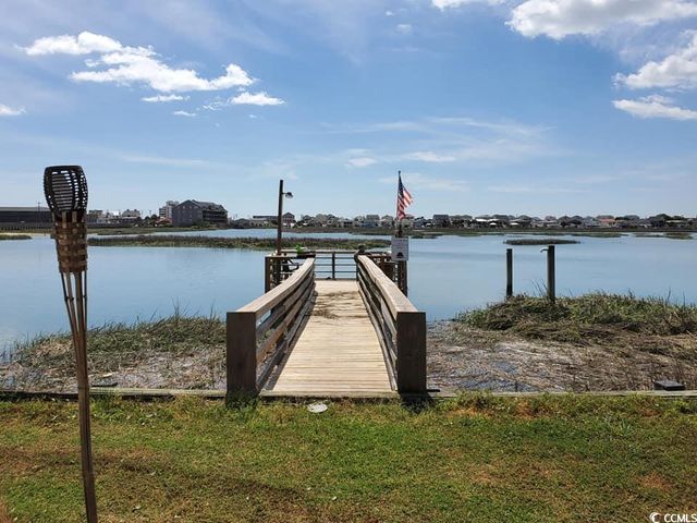 413 Delton Dr., Garden City Beach, SC 29576