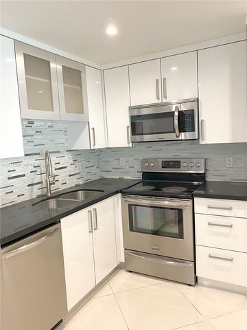 700 SE 2nd Ave 315, Deerfield Beach, FL 33441