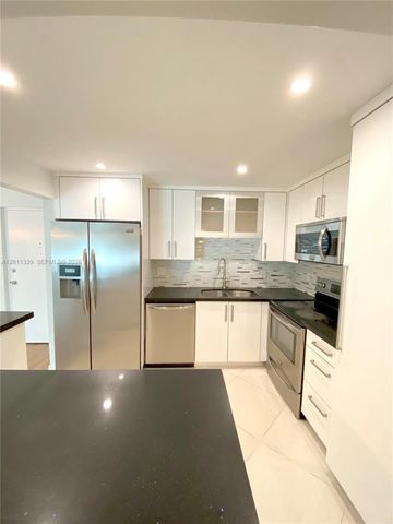 700 SE 2nd Ave 315, Deerfield Beach, FL 33441