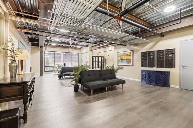 3809 Liberty Ave 206, Lawrenceville, PA 15201