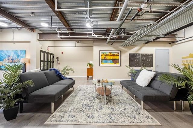 3809 Liberty Ave 206, Lawrenceville, PA 15201