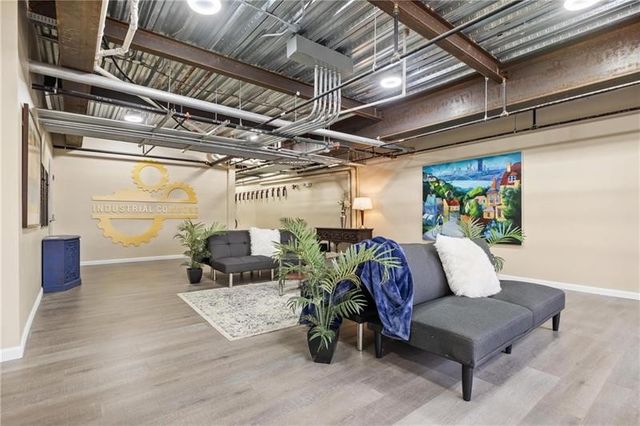 3809 Liberty Ave 206, Lawrenceville, PA 15201