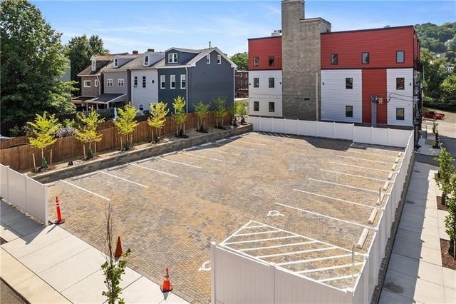 3809 Liberty Ave 206, Lawrenceville, PA 15201