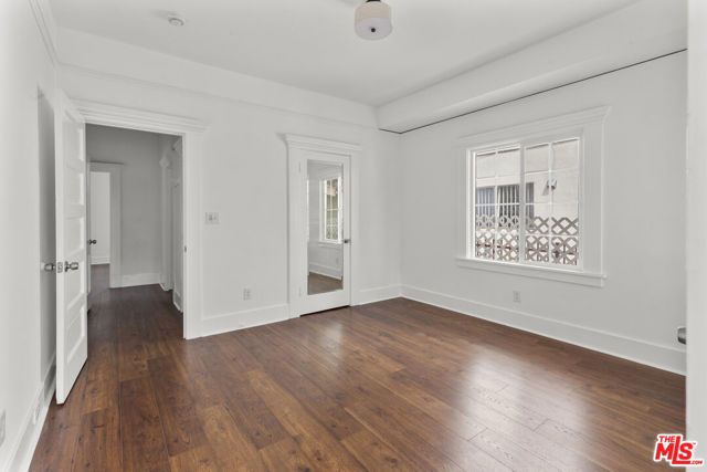 135 S Dillon Street, Los Angeles, CA 90057