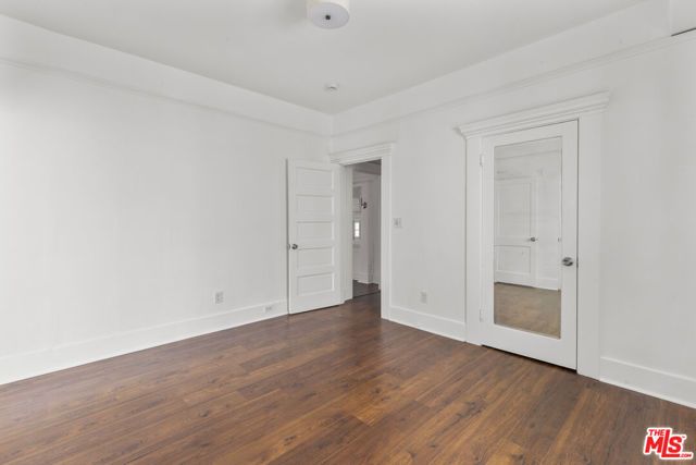 135 S Dillon Street, Los Angeles, CA 90057