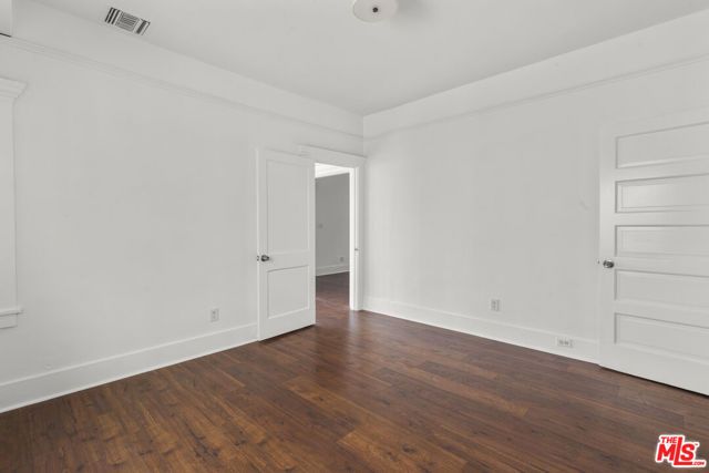135 S Dillon Street, Los Angeles, CA 90057