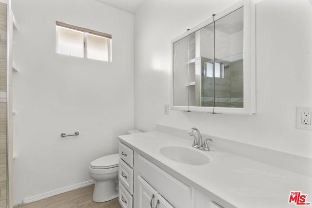 135 S Dillon Street, Los Angeles, CA 90057