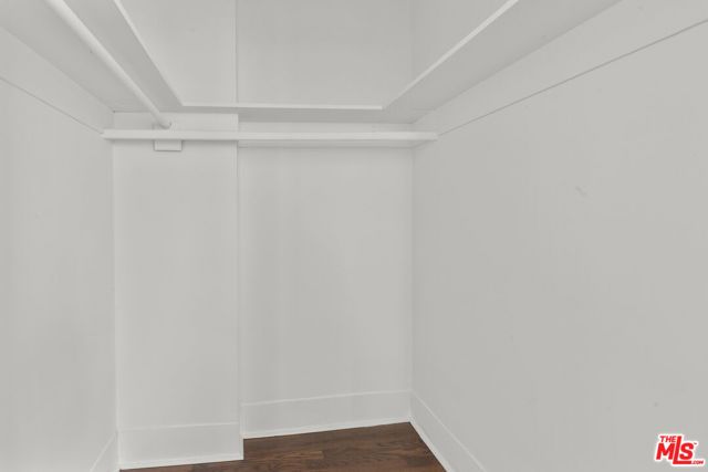 135 S Dillon Street, Los Angeles, CA 90057