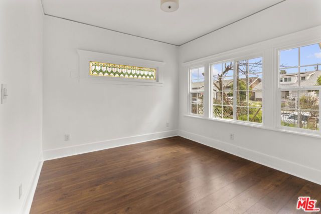 135 S Dillon Street, Los Angeles, CA 90057