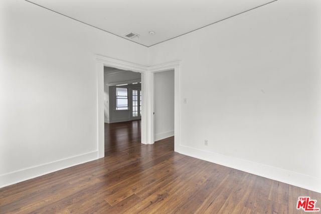 135 S Dillon Street, Los Angeles, CA 90057