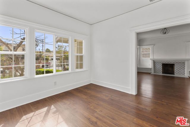 135 S Dillon Street, Los Angeles, CA 90057