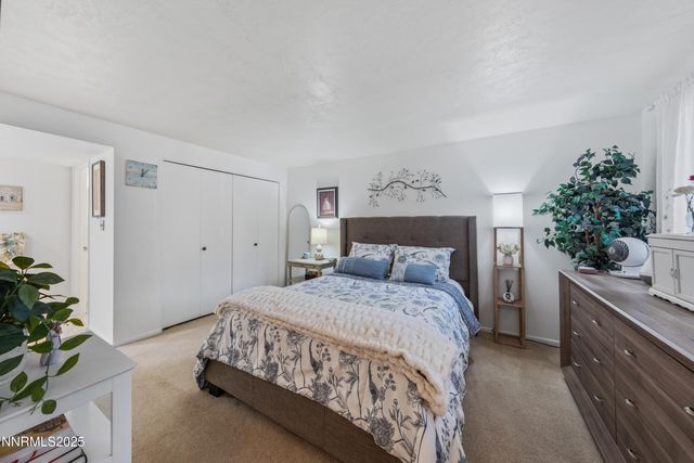 148 Lake Glen Drive, Carson City, NV 89703