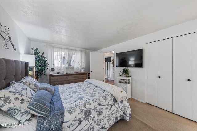 148 Lake Glen Drive, Carson City, NV 89703