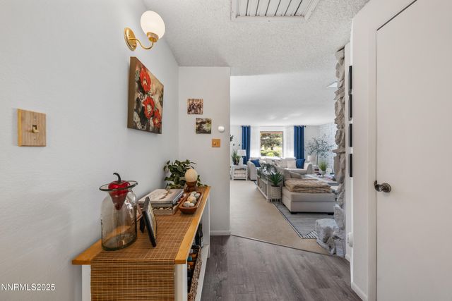 148 Lake Glen Drive, Carson City, NV 89703