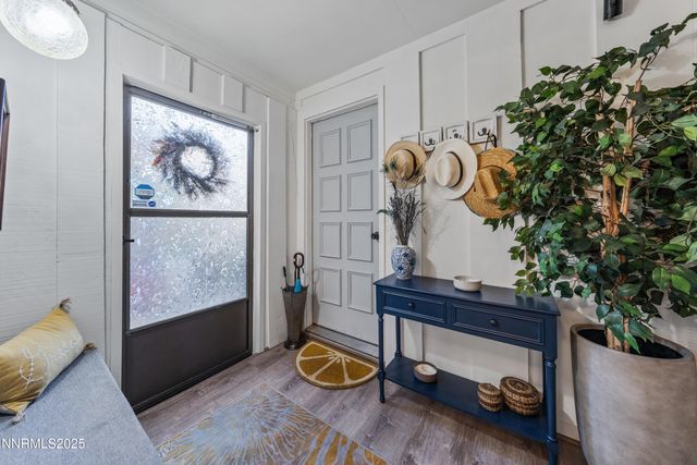 148 Lake Glen Drive, Carson City, NV 89703