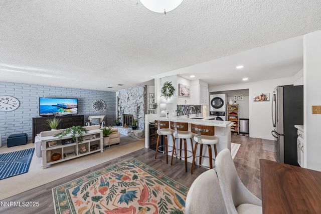 148 Lake Glen Drive, Carson City, NV 89703