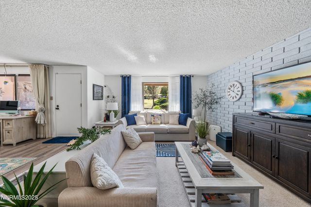 148 Lake Glen Drive, Carson City, NV 89703