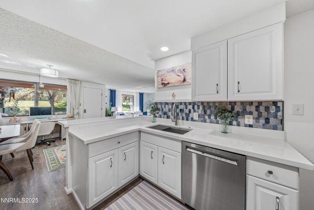 148 Lake Glen Drive, Carson City, NV 89703