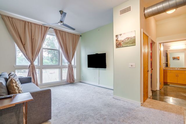 201 W Lancaster Avenue 208, Fort Worth, TX 76102