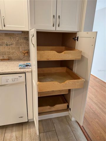 3957 LAKESIDE WAY 143, Sarasota, FL 34232