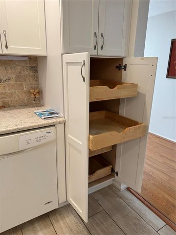 3957 LAKESIDE WAY 143, Sarasota, FL 34232