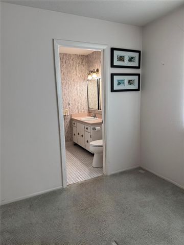 3957 LAKESIDE WAY 143, Sarasota, FL 34232