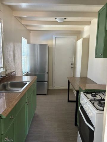 369 Log, Crestline, CA 92325