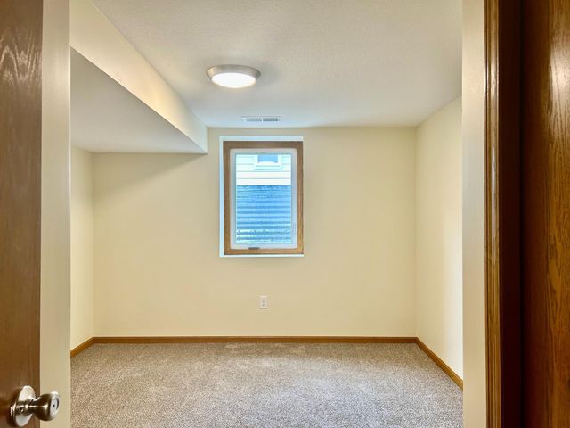 8212 15th Avenue S, Bloomington, MN 55425