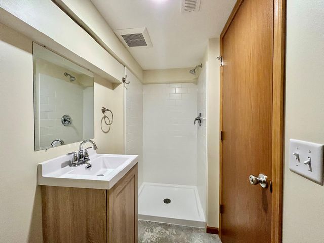 8212 15th Avenue S, Bloomington, MN 55425