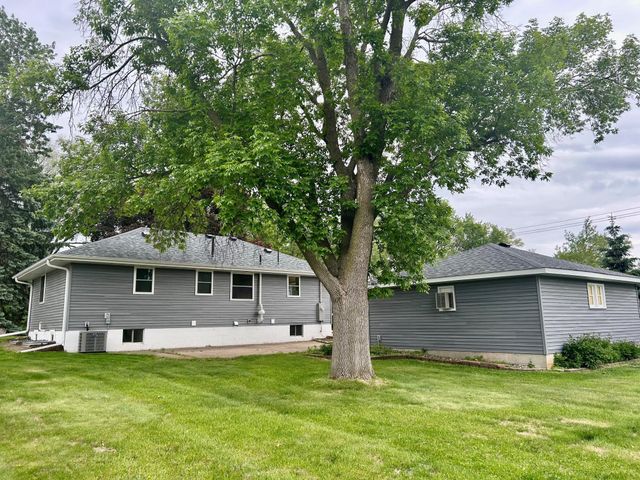 8212 15th Avenue S, Bloomington, MN 55425