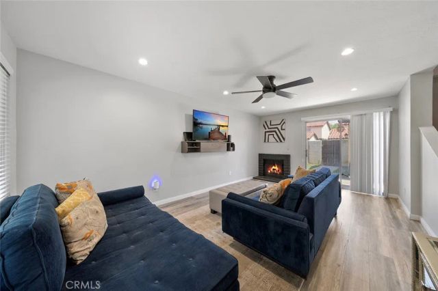 1077 Santo Antonio 47, Colton, CA 92324