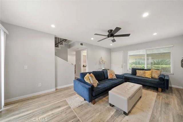 1077 Santo Antonio 47, Colton, CA 92324