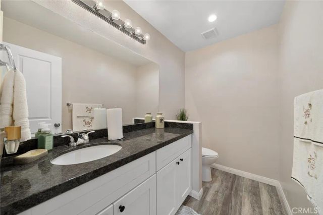 1077 Santo Antonio 47, Colton, CA 92324