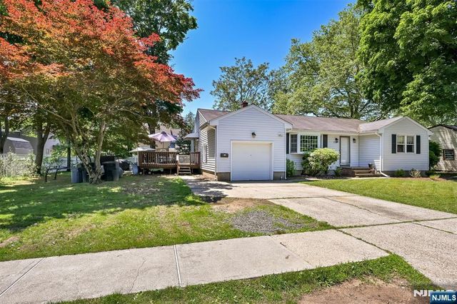 559 Herrmann Avenue, River Vale, NJ 07675