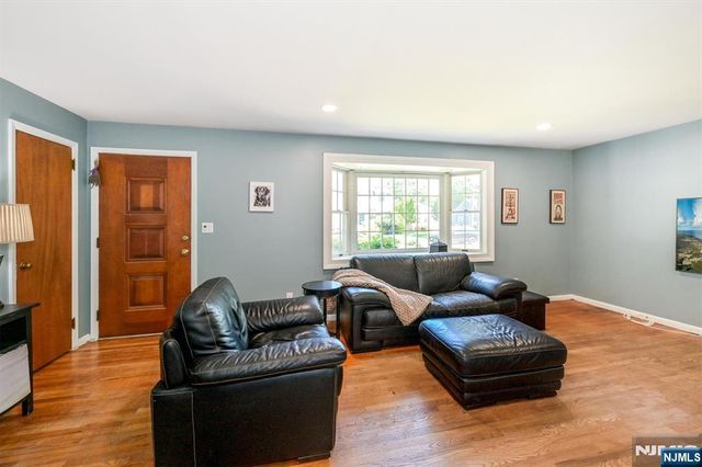 559 Herrmann Avenue, River Vale, NJ 07675